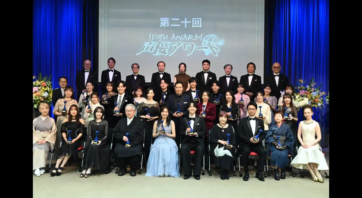 K. Toya Thanks E. Ogata & Mother at Voice Actor Award