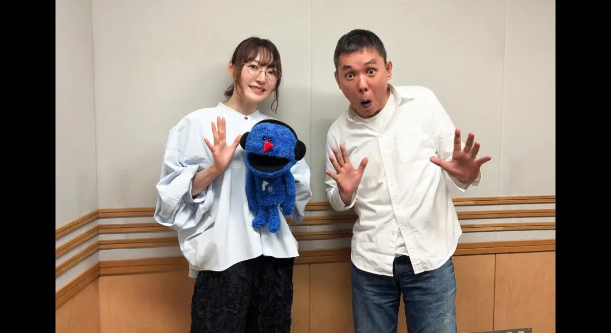 Kana Hanazawa joins radiko's 15th anniversary with Bakusho Questions' Hikaru Ota